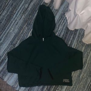 green cropped long sleeve